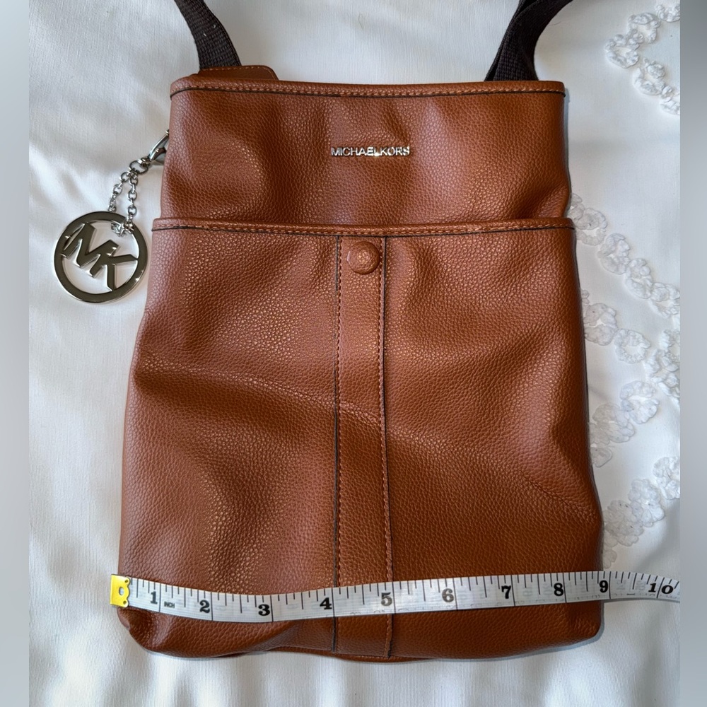 Michael Kors Inspired Crossbody Bag - Picture 2 of 7